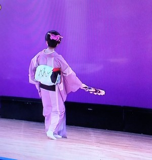 日本舞踊着付け　前半