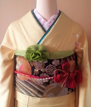 帯結びを考える