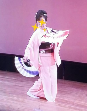 日本舞踊のお着付け　前半①