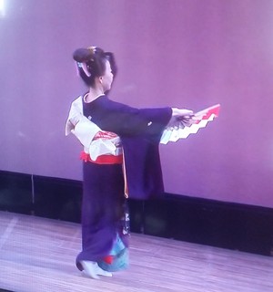 日本舞踊のお着付け　後半①