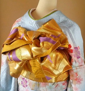 振袖でお花見気分