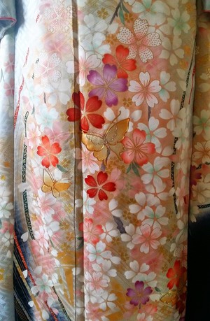 振袖でお花見気分