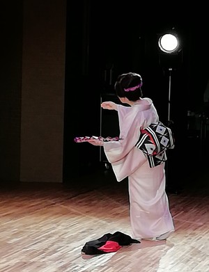 日本舞踊のお着付けをさせていただきました♪